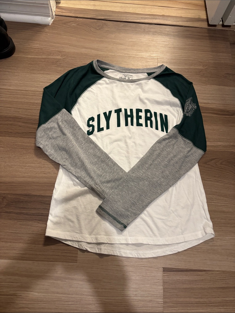 Slytherin Long-Sleeve Raglan Tee - Green/Gray/White
